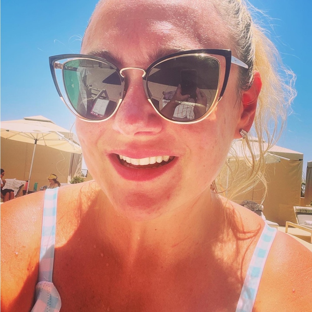 Meet your Posher, Jessica